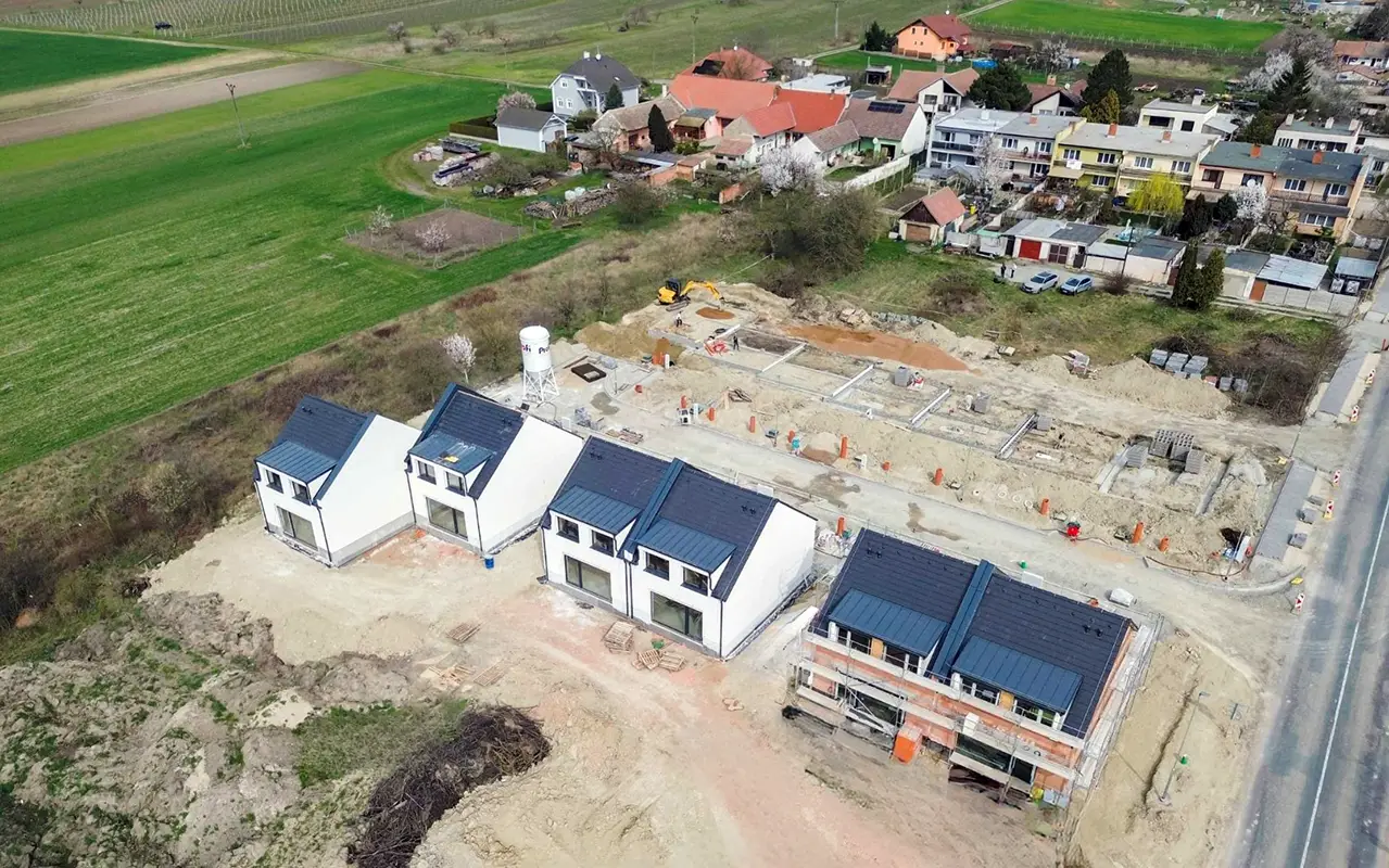 Služby: Koordinace a logistika u developerských projektů