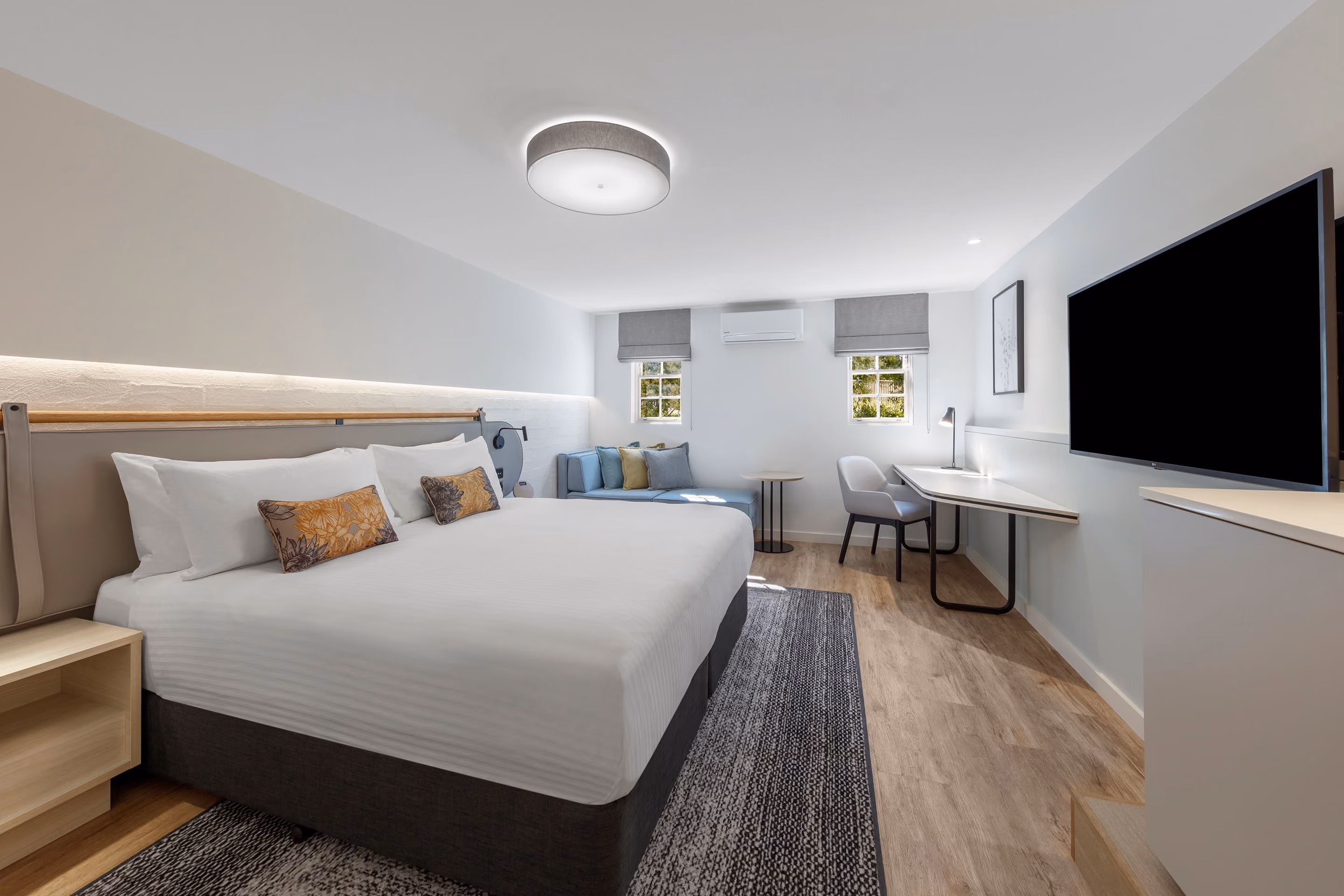 A Premium Room at Crowne Plaza Hawkesbury Valley, part of a VELA Wellness Escape