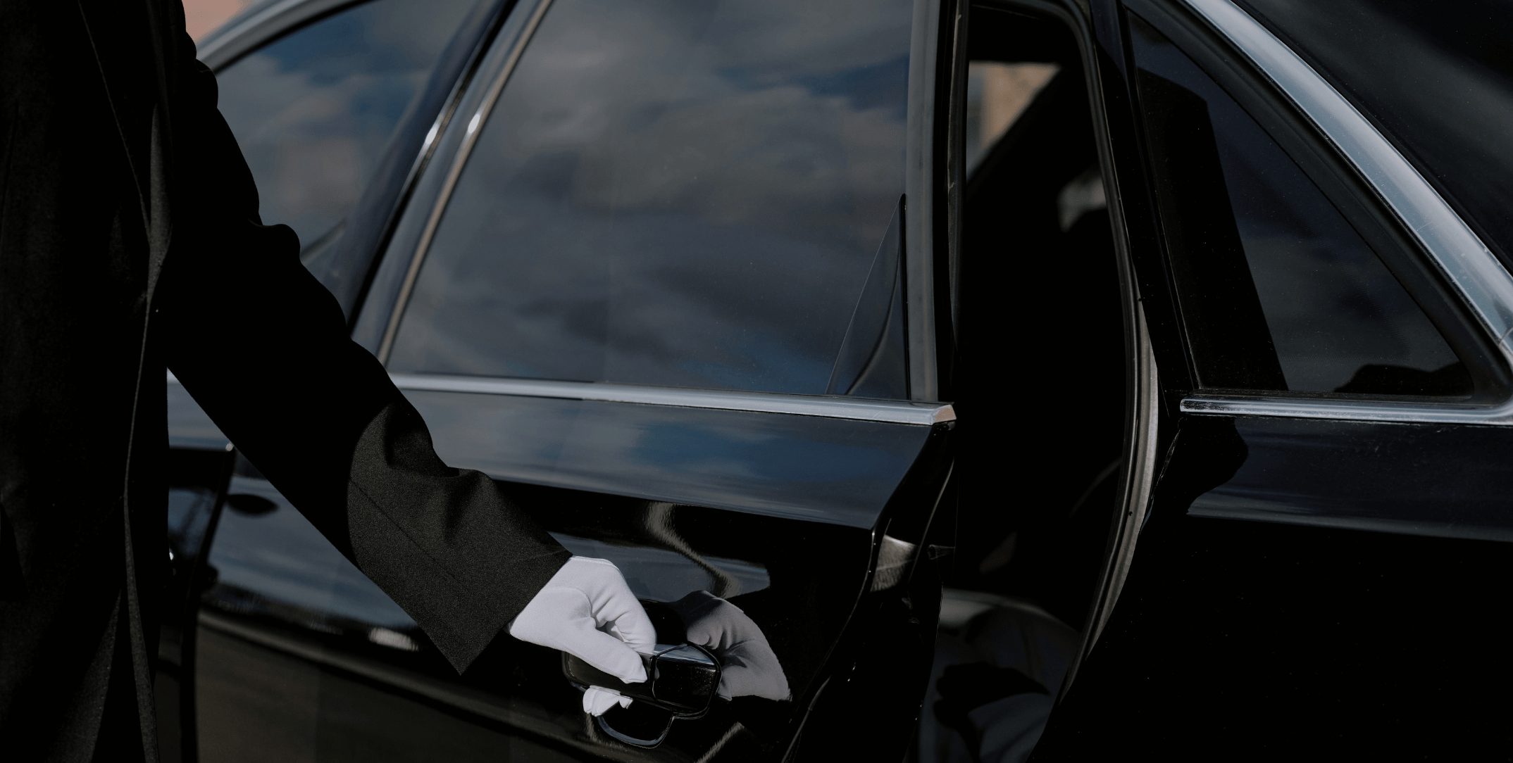 Taxi, hire car or chauffeur service in Hamburg: what suits each occasion?