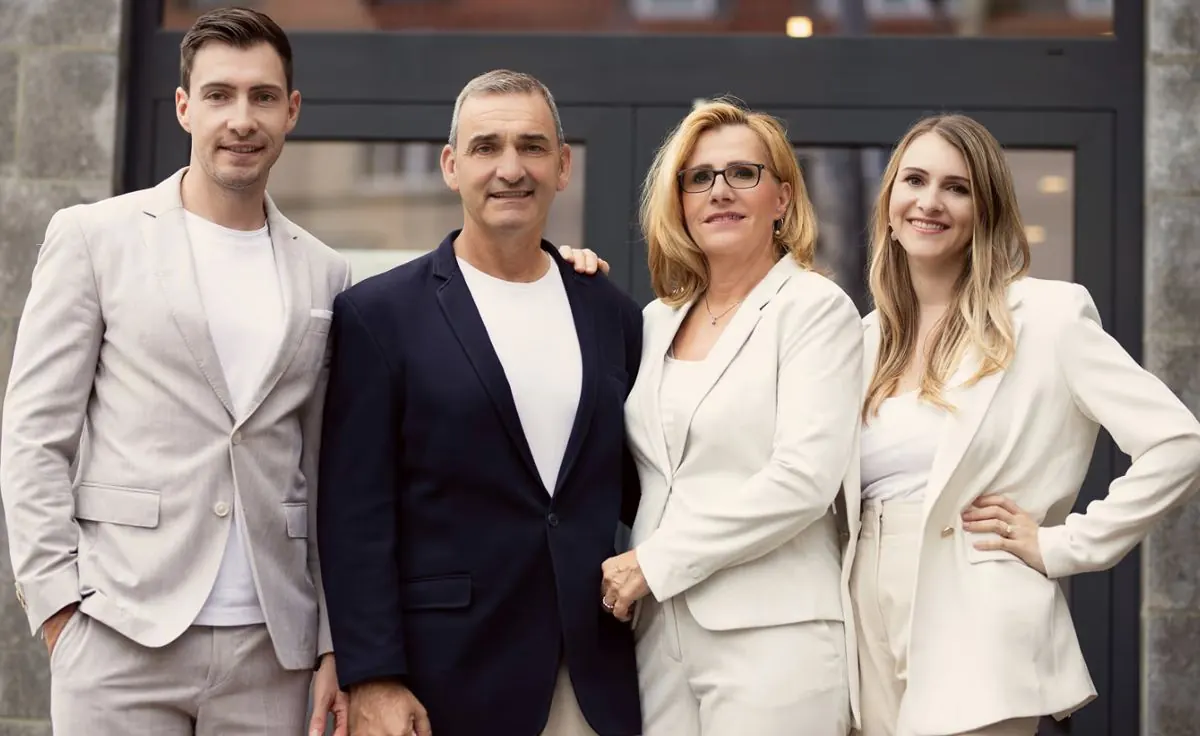 Familie Berkefeld, Beste Bau aus Sehnde