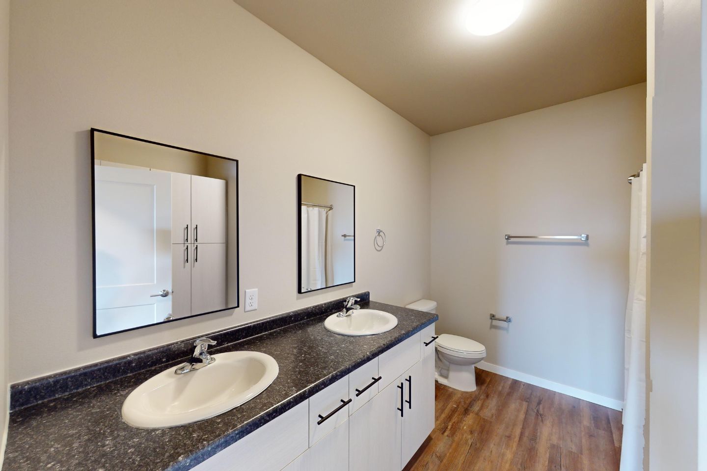 Marion Crossing Apartments interior photo