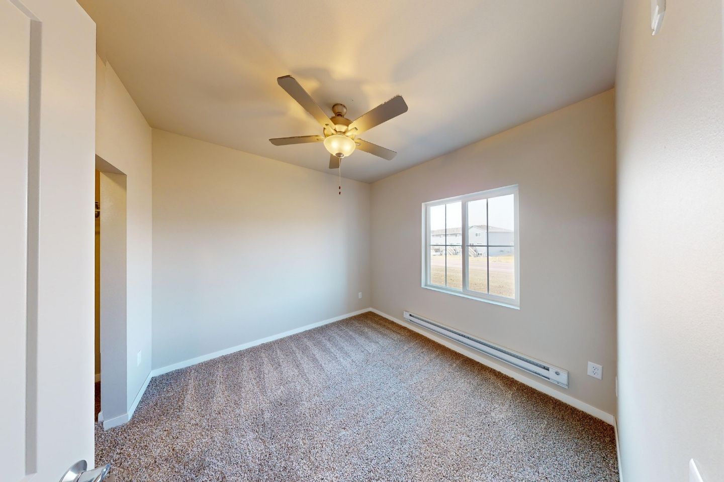 Marion Crossing Apartments interior photo