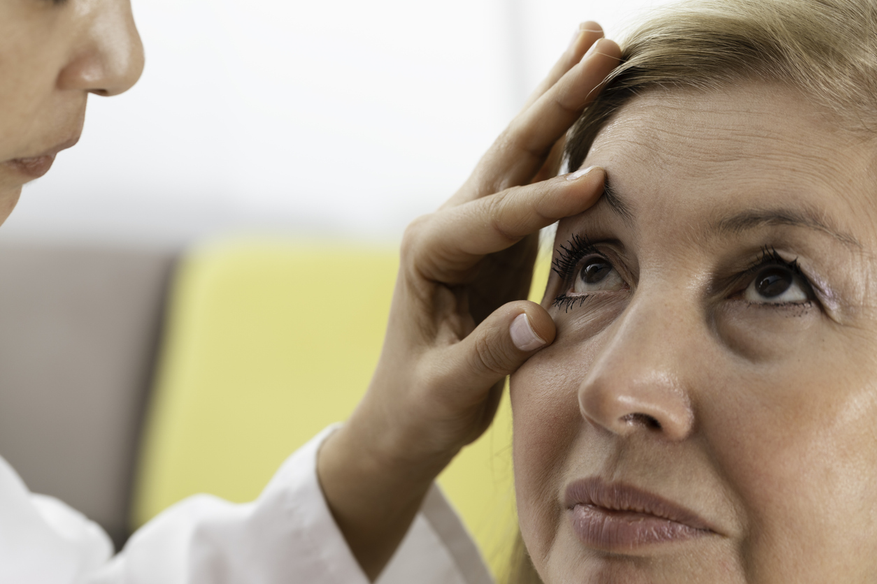 Advanced diagnostic eye exam equipment at Toronto Vision Therapy and Optometry, North York