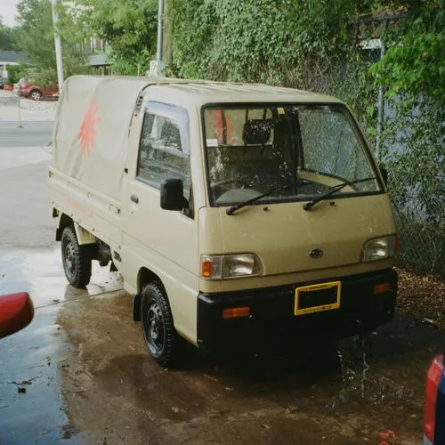 A subaru sambar kei truck