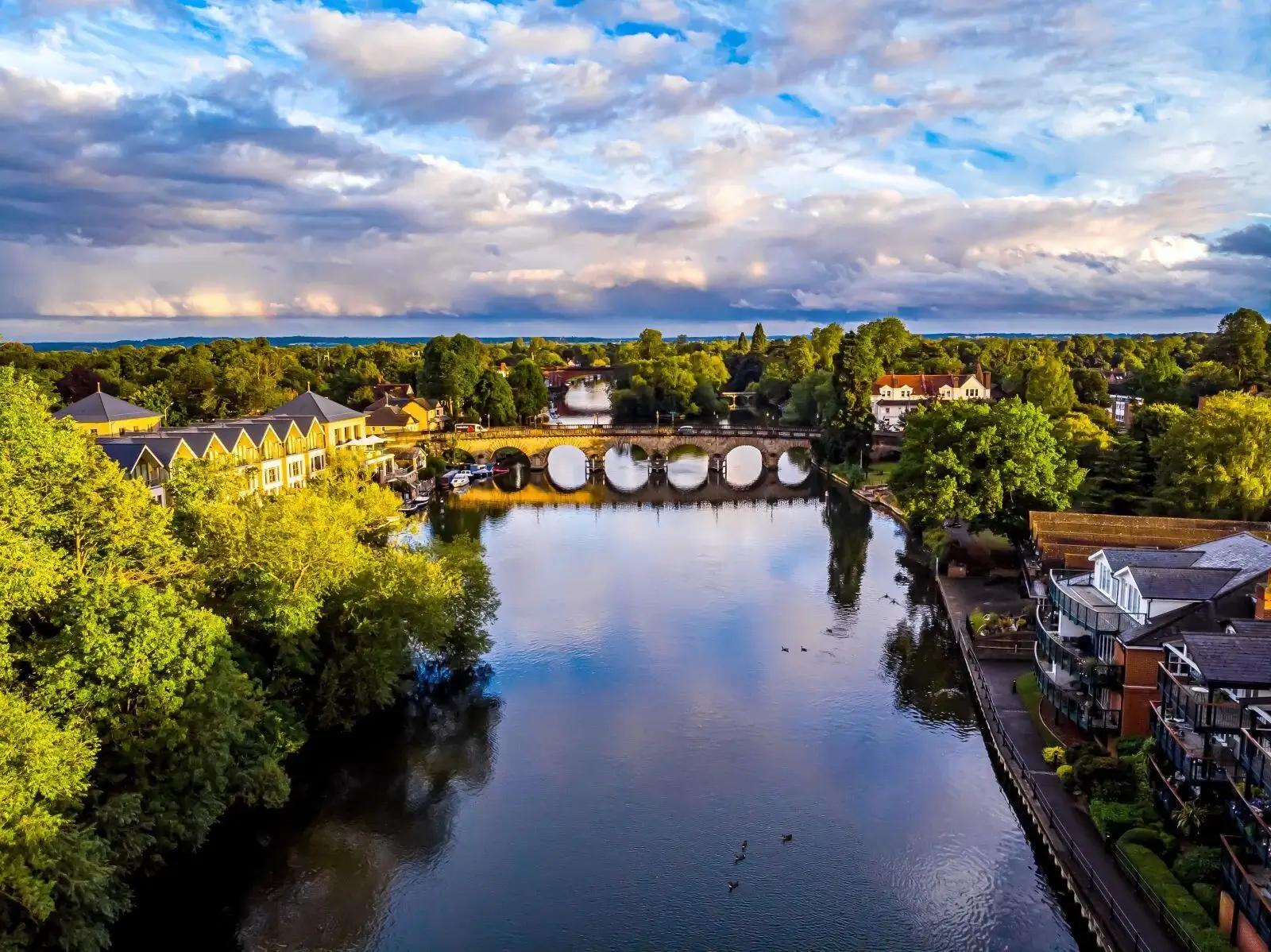 The River Thames at Maidenhead, where Maxamy provides mobile car servicing and repairs