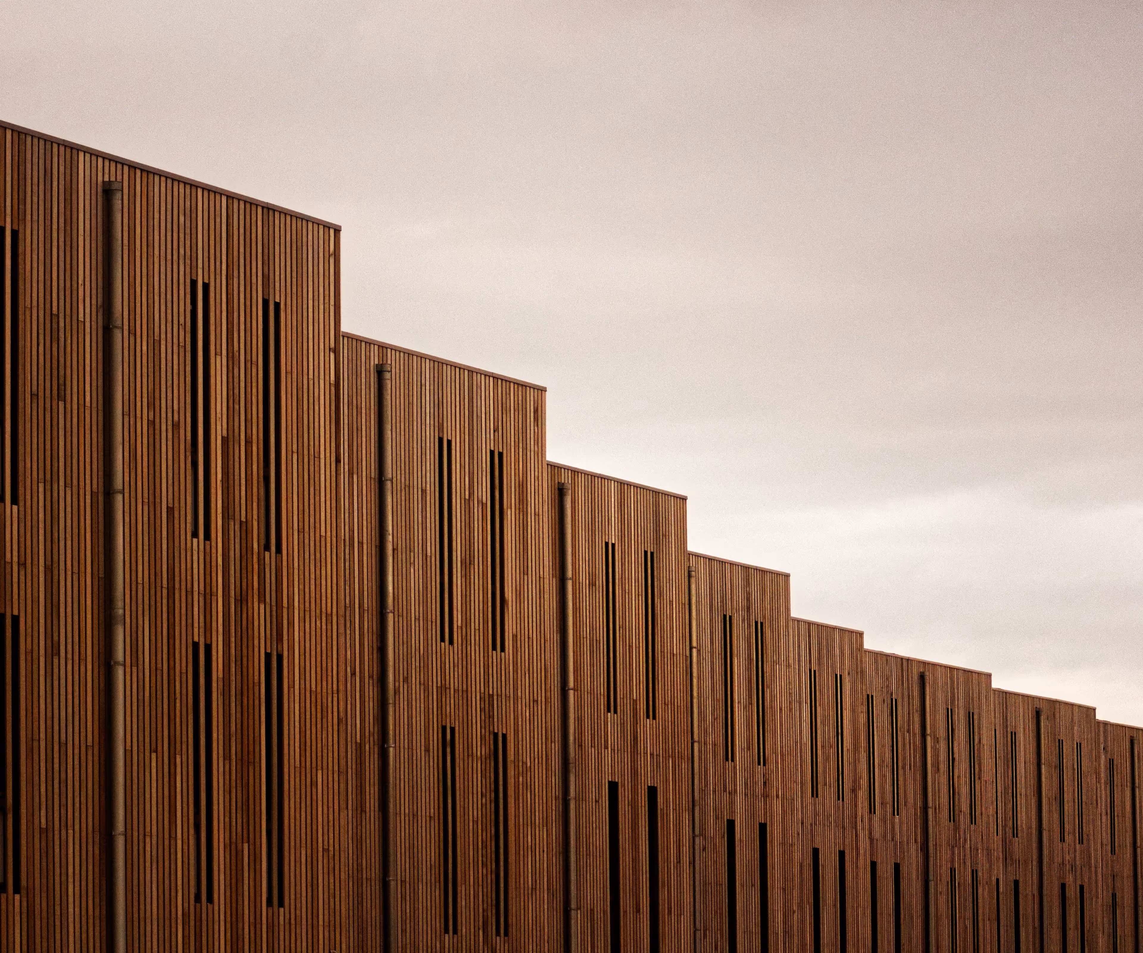 BRANT is a manufacturer of professional wood coatings developed for furniture makers, interior specialists, and industrial production environments. The project centers around the material itself, highlighting the texture, depth, and craftsmanship behind finished wood surfaces.