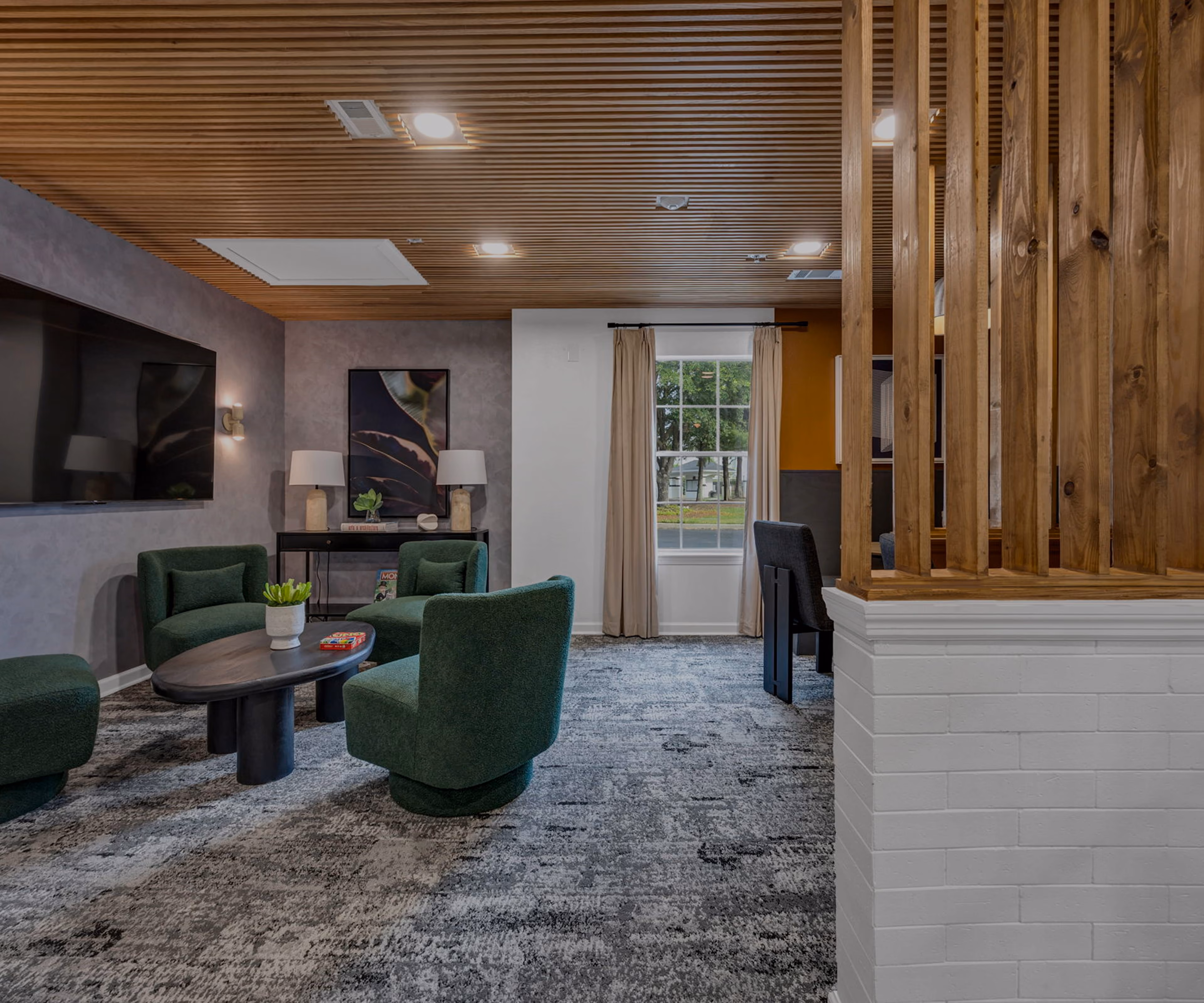 21 Oaks is a student housing community located in Columbia, South Carolina, just minutes from the University of South Carolina campus. The goal was to create a website that feels welcoming, memorable, and approachable without relying on the generic aesthetics often seen across real estate and housing websites. Instead of a purely corporate direction, the visual language combines custom illustrations, clean layouts, subtle motion, and a clear information hierarchy to help future residents quickly explore apartments, amenities, and community life.