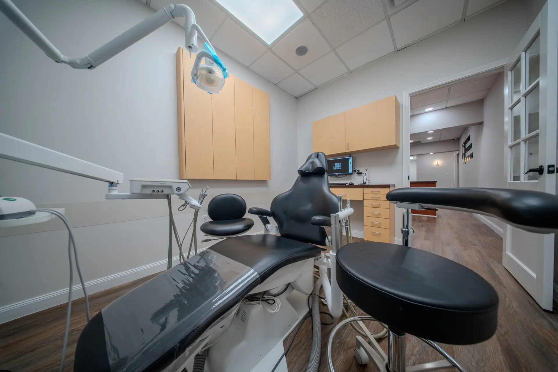 A treatment room at North Houston Dentistry