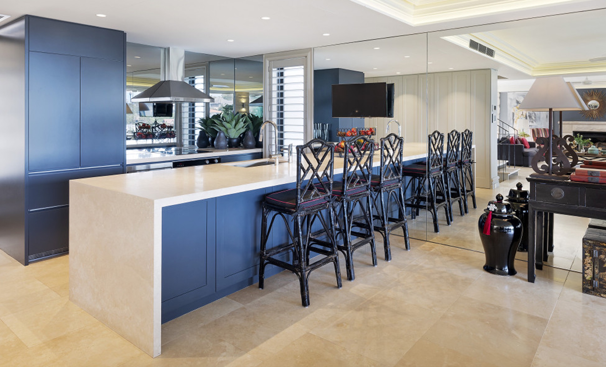 Blue island kitchen at Clanalpine St, Mosman by Sydneyside Contracting
