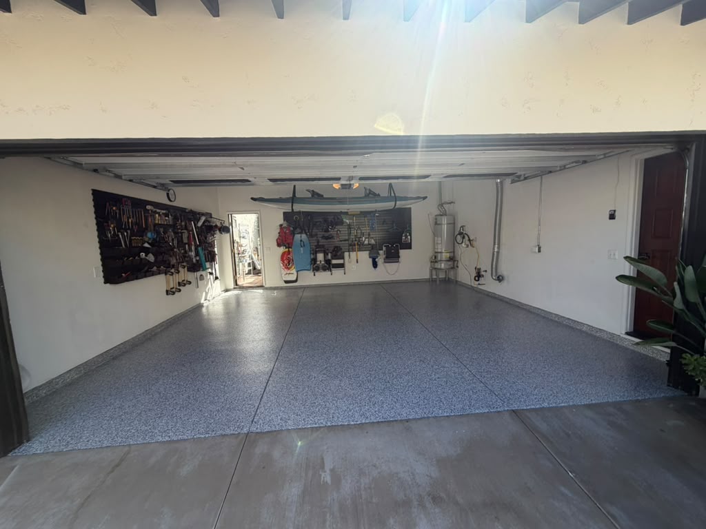 Finished Gravel flake garage floor in Long Beach, seen from the driveway