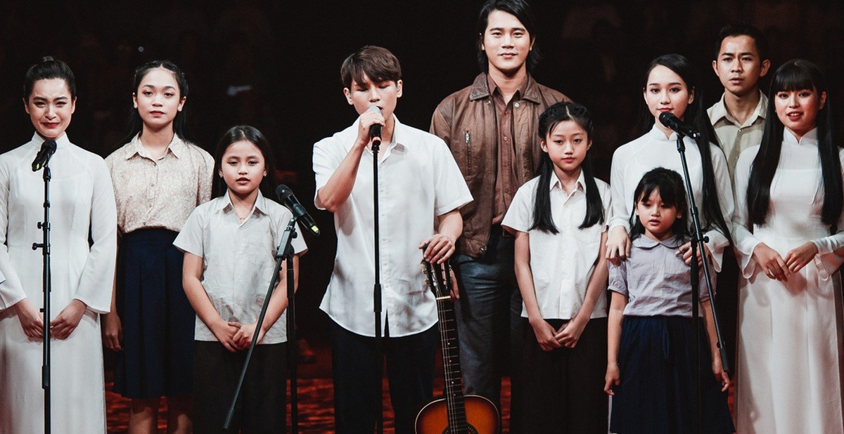 The "Mat Biec" journey at WeChoice Awards 2019 Gala: Emotional, reflective moments with small extraordinary people