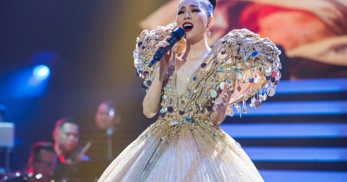 Le Quyen's 'Q Show 2': World-class vocals at a Hollywood-style light "banquet"