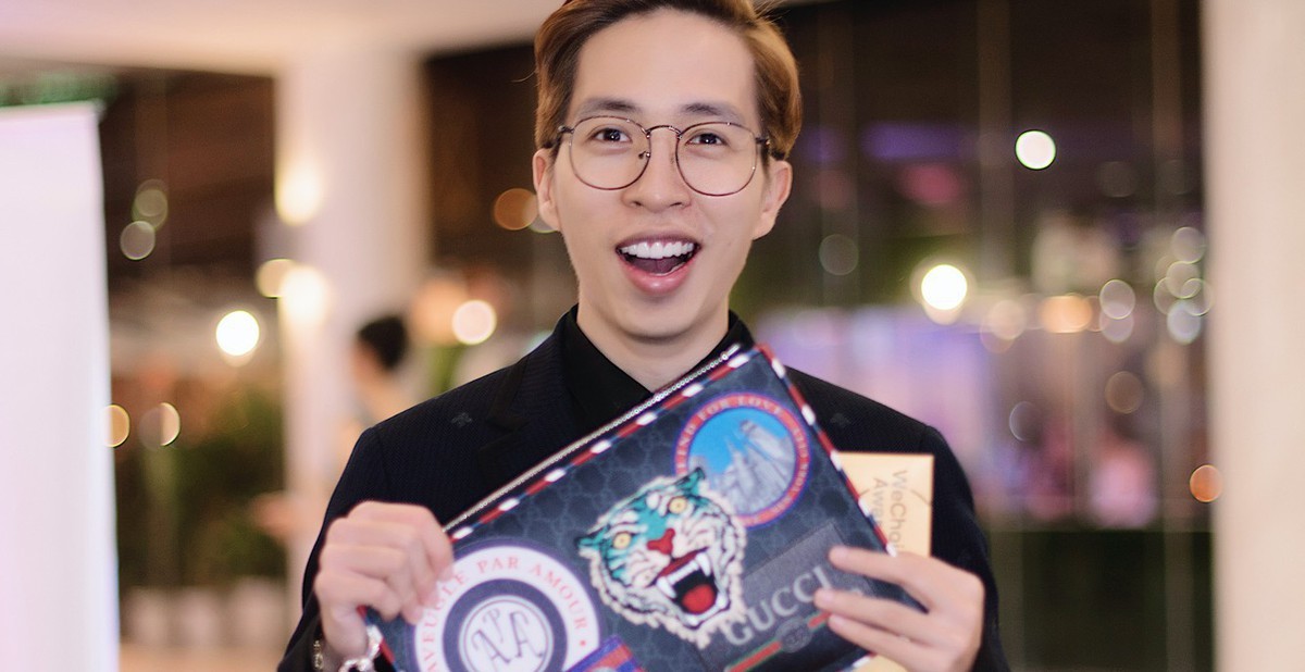 ViruSs isn't afraid to compete with PewPew and Misthy, reveals his 200-million-VND outfit at WeChoice Gala