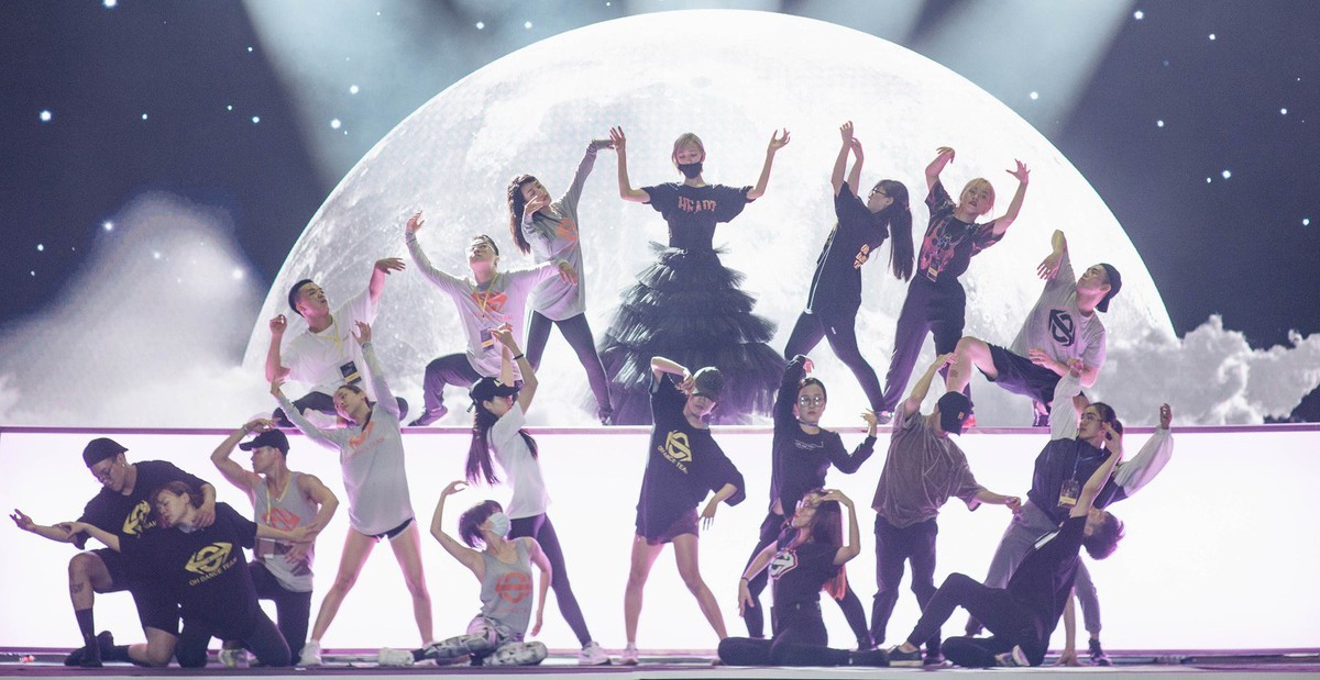 Looking back at the unique features of the WeChoice 2018 Gala stage you can't miss tonight!