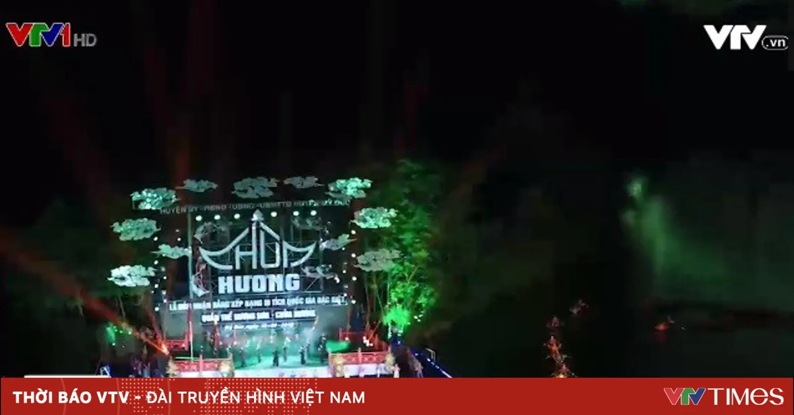 Behind the scenes of the impressive live outdoor performance at Huong Son
