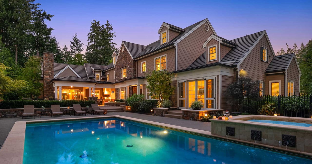 Exceptional Comfort Privacy & Luxury in Sammamish Washington