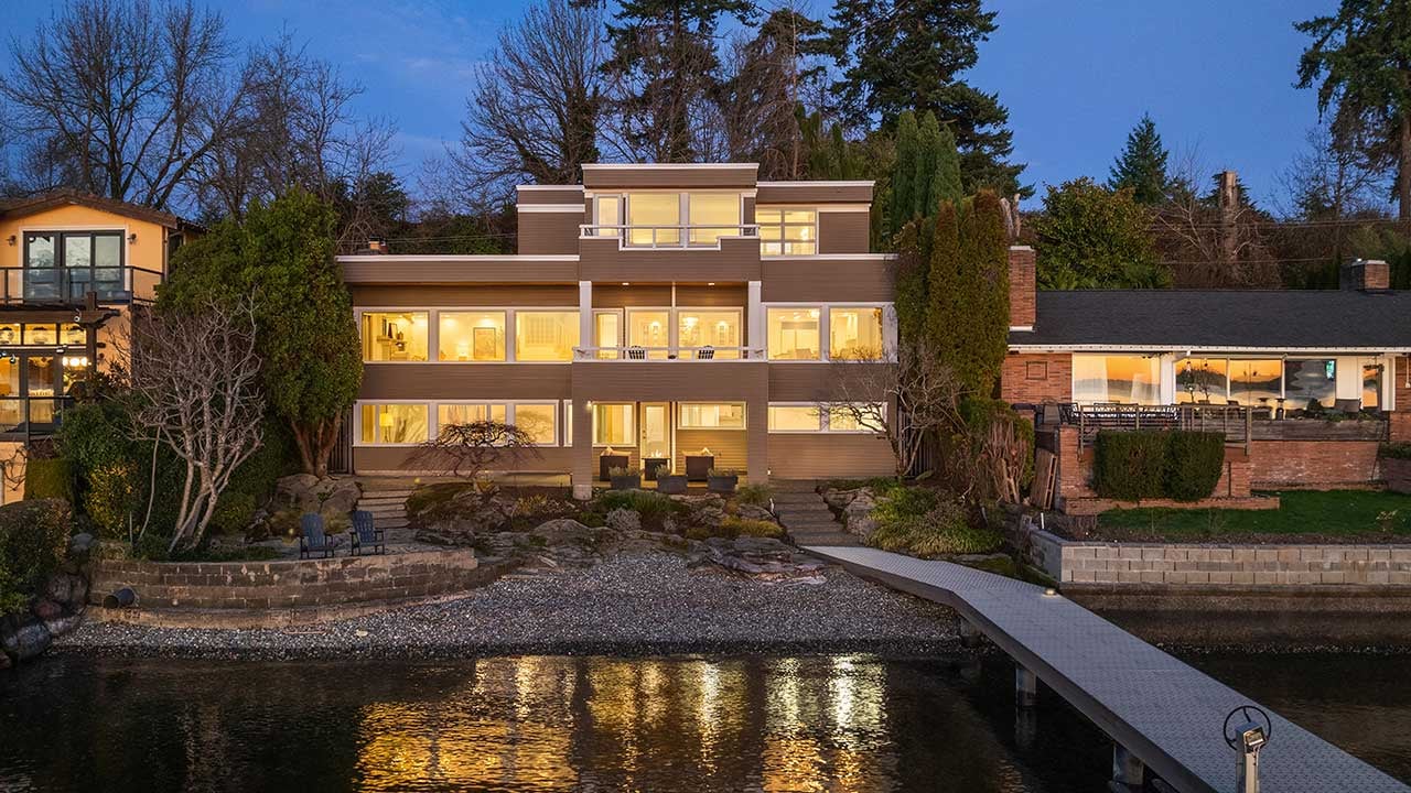 The Pinnacle of Kirkland Lakefront Living