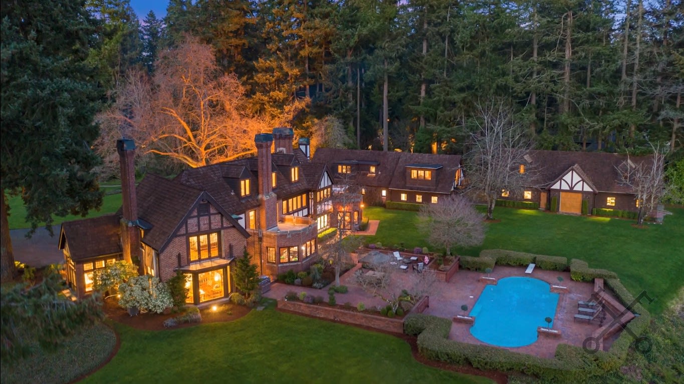 Gravelly Lake Waterfront Estate