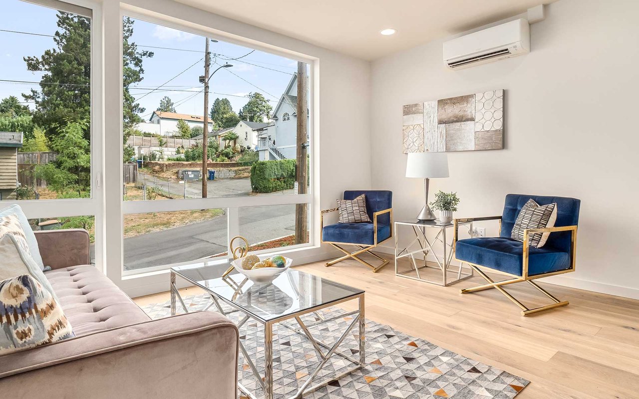 3709 S Dakota Street, Seattle, WA 98118