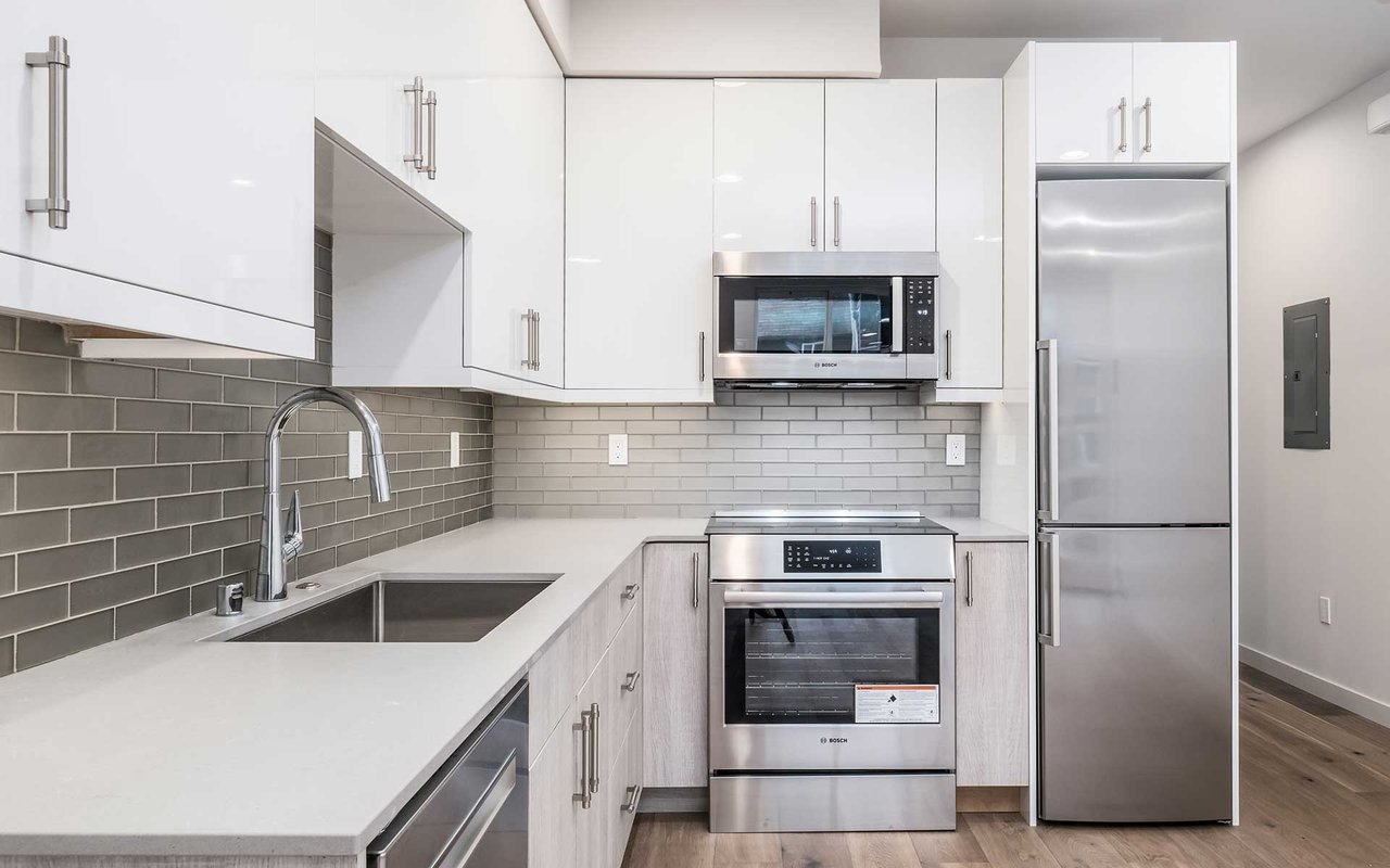 4104 37th Avenue South, Seattle, WA 98118