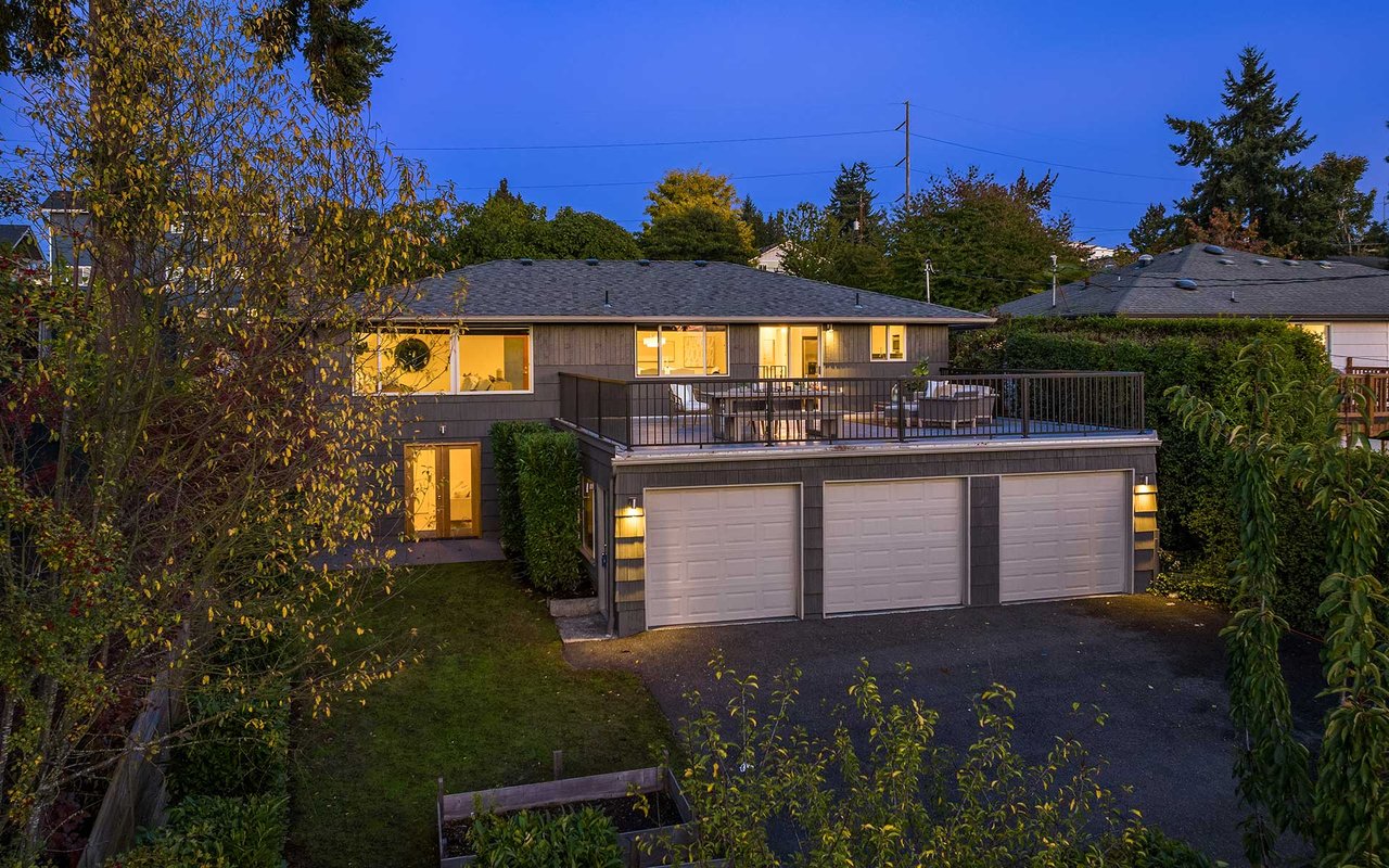 8815 22nd Avenue SW, Seattle, WA 98106
