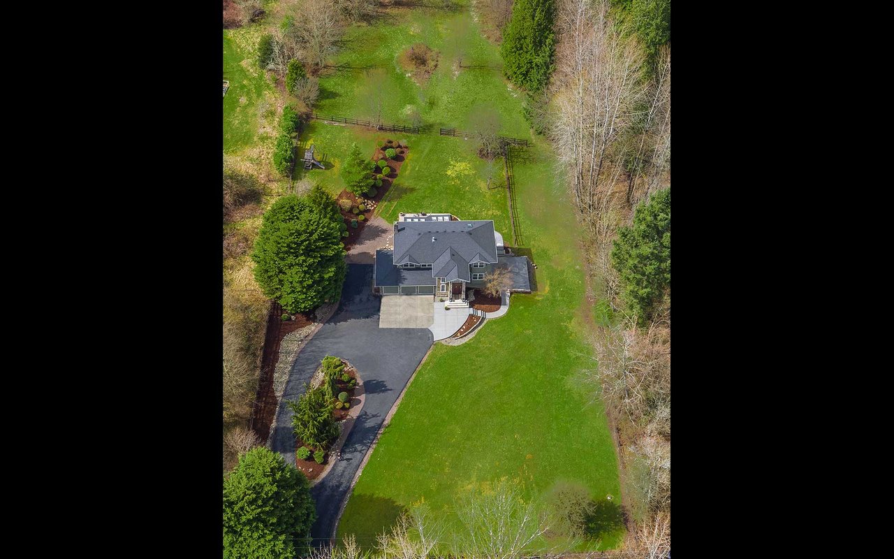 15423 232nd Avenue, Woodinville, WA 98077