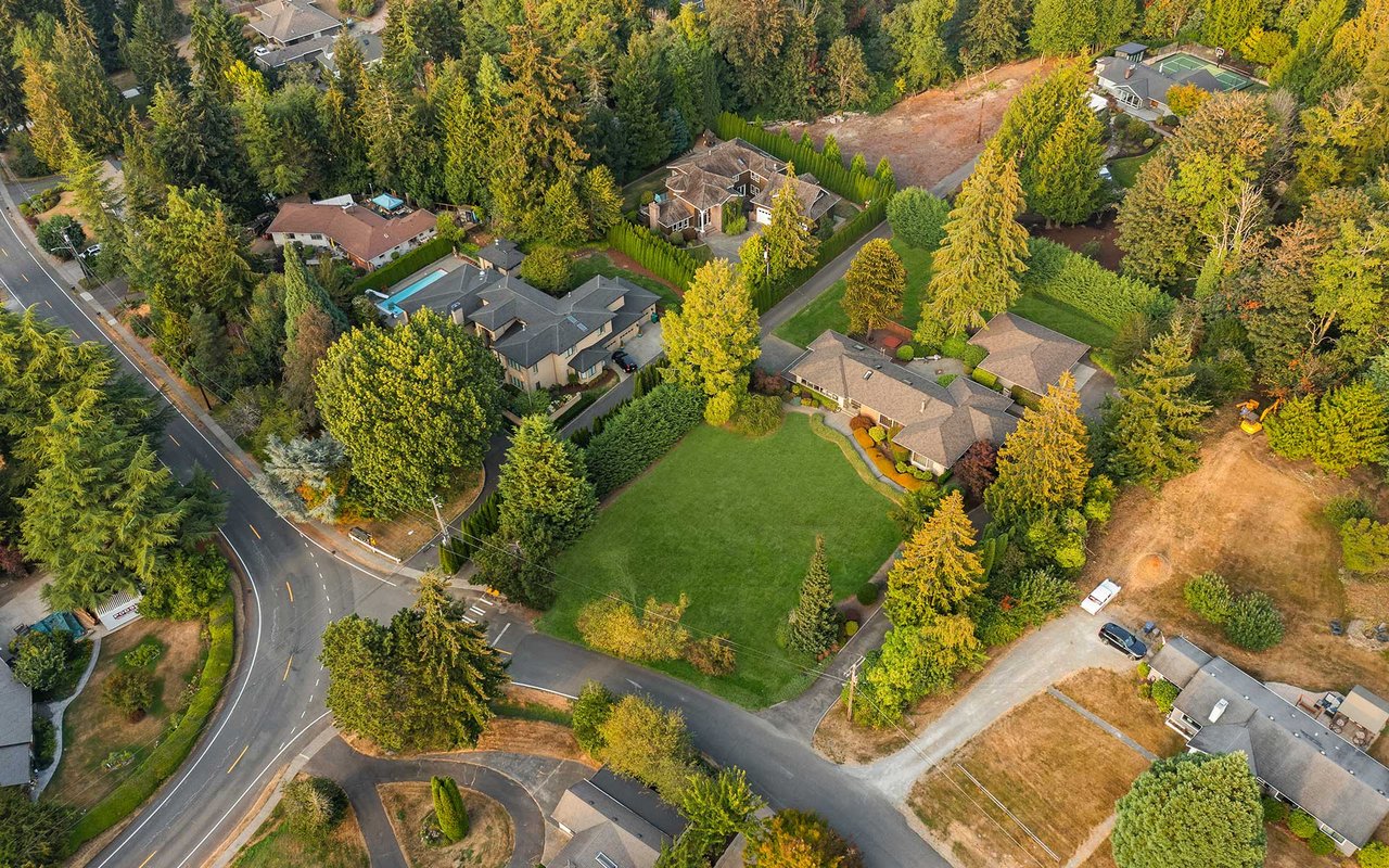 17406 4th Avenue SW, Normandy Park, WA 98166