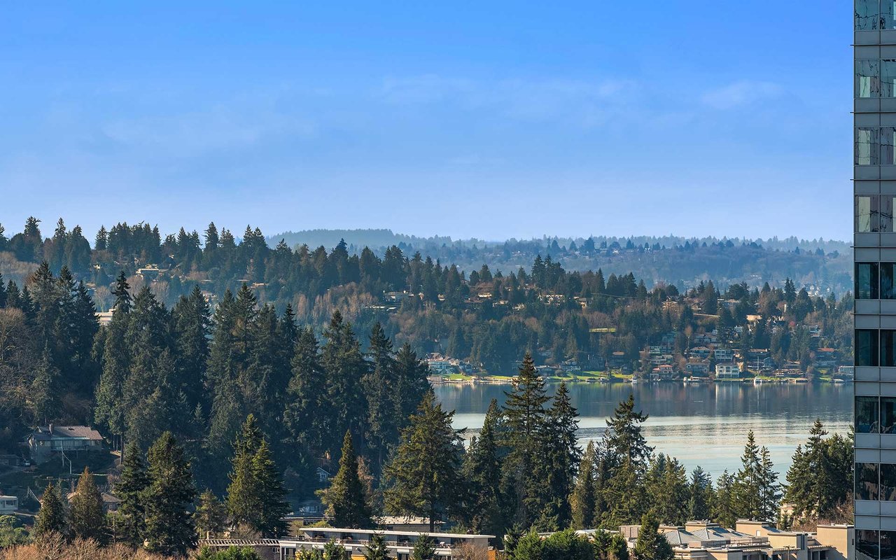 10650 NE 9th Place No. 2022, Bellevue, WA 98004