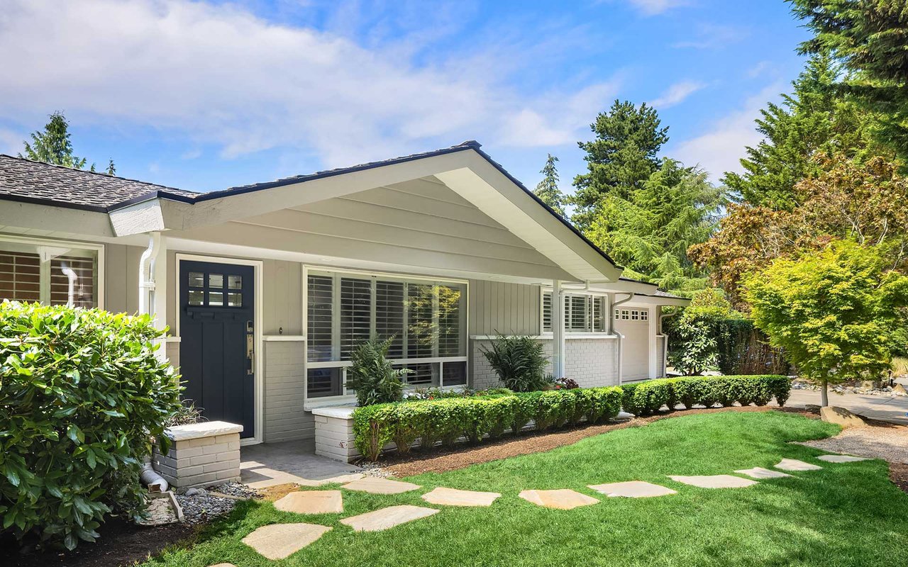 2831 Hunts Point Road, Hunts Point, WA 98004