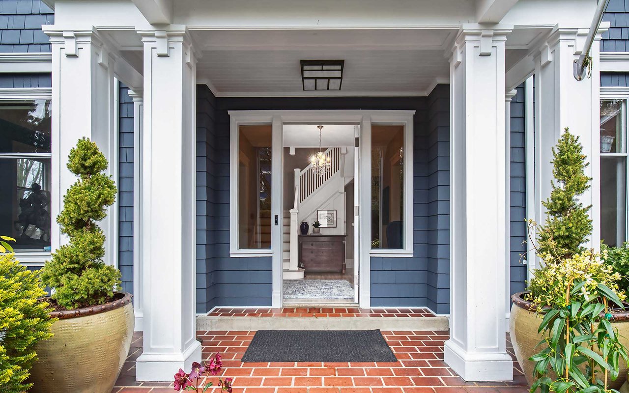 1100 Newton Street, Seattle, WA 98102