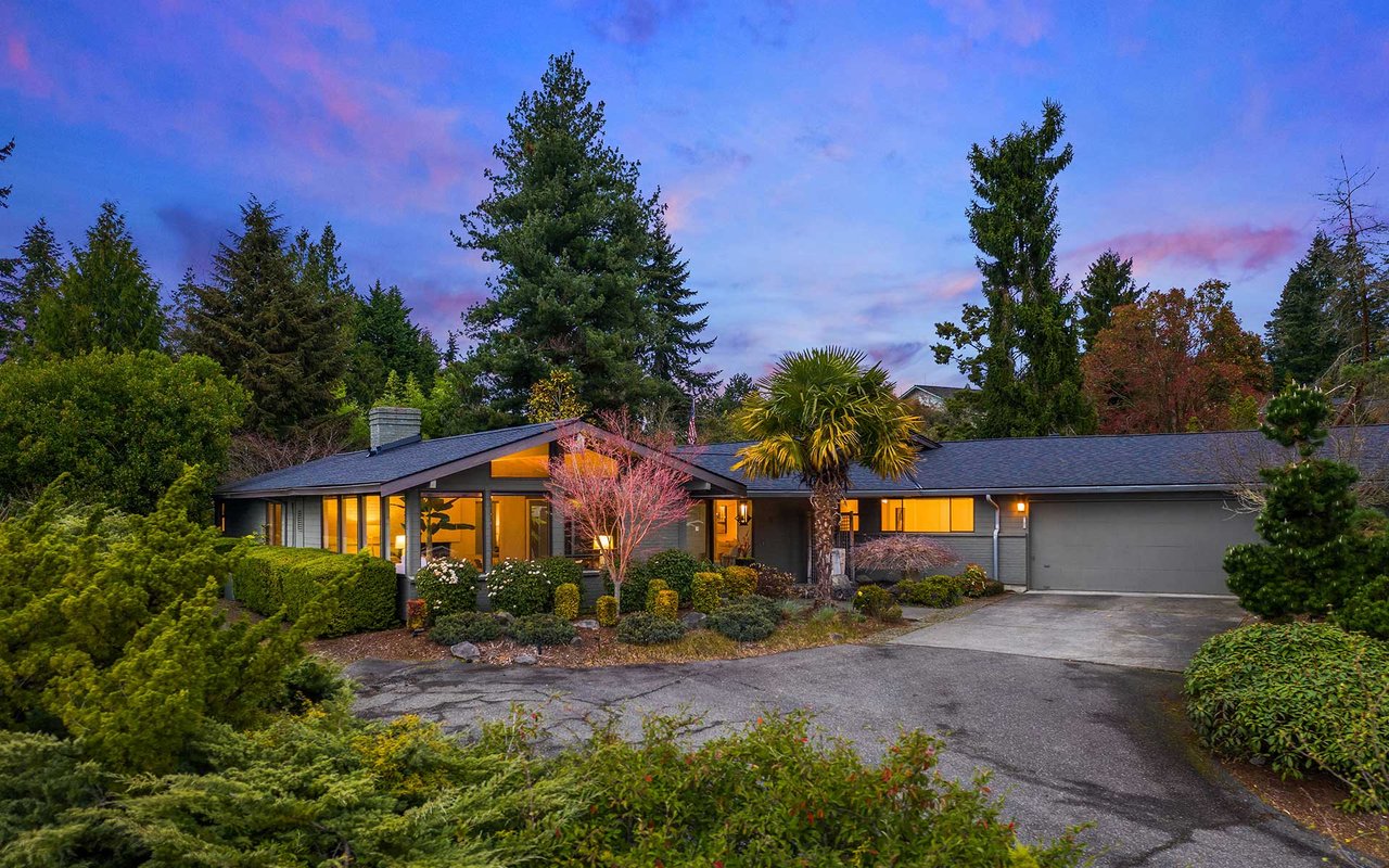 9316 NE 30th Street, Clyde Hill, WA 98004