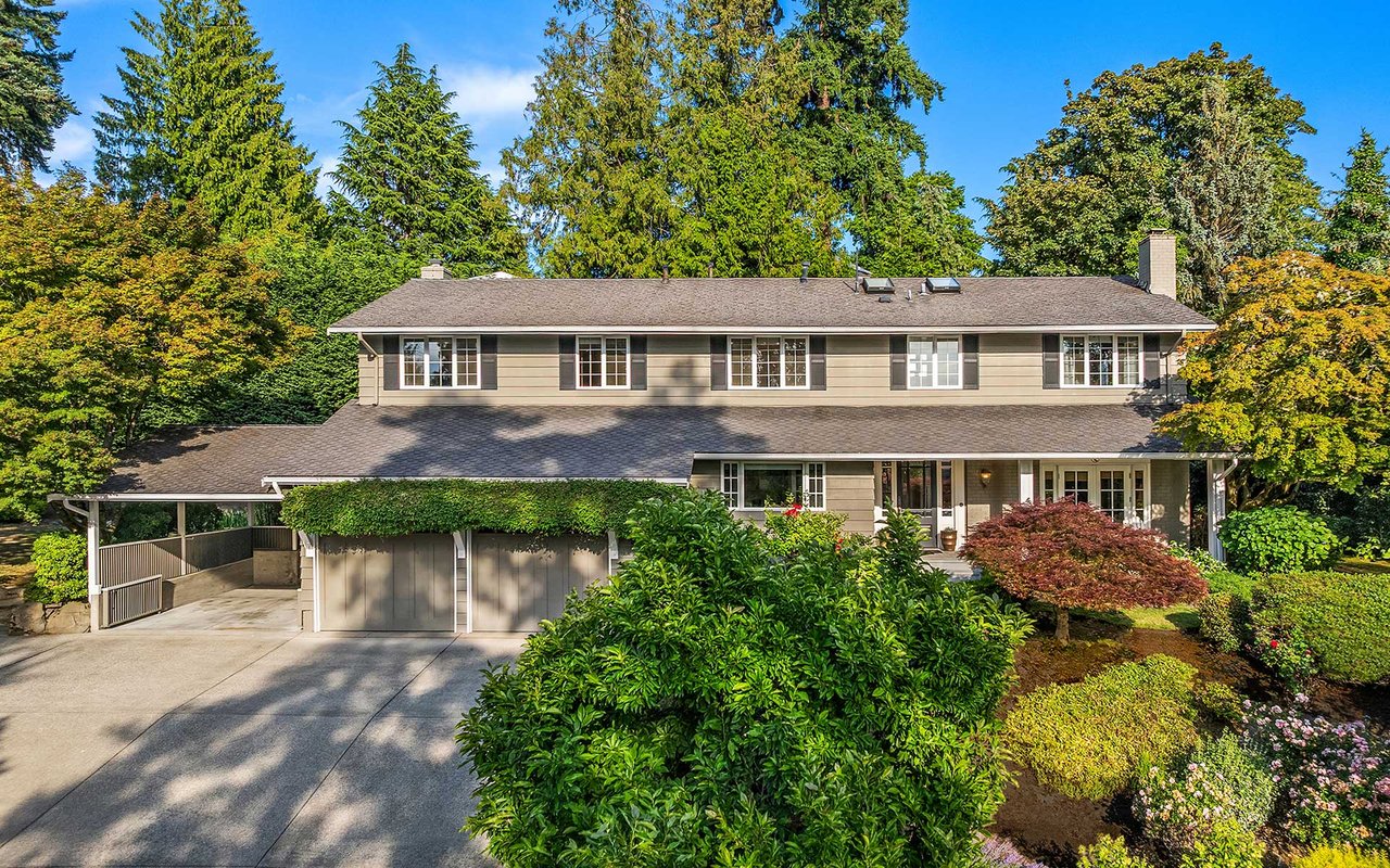 9011 NE 34th Street, Yarrow Point, WA 98004