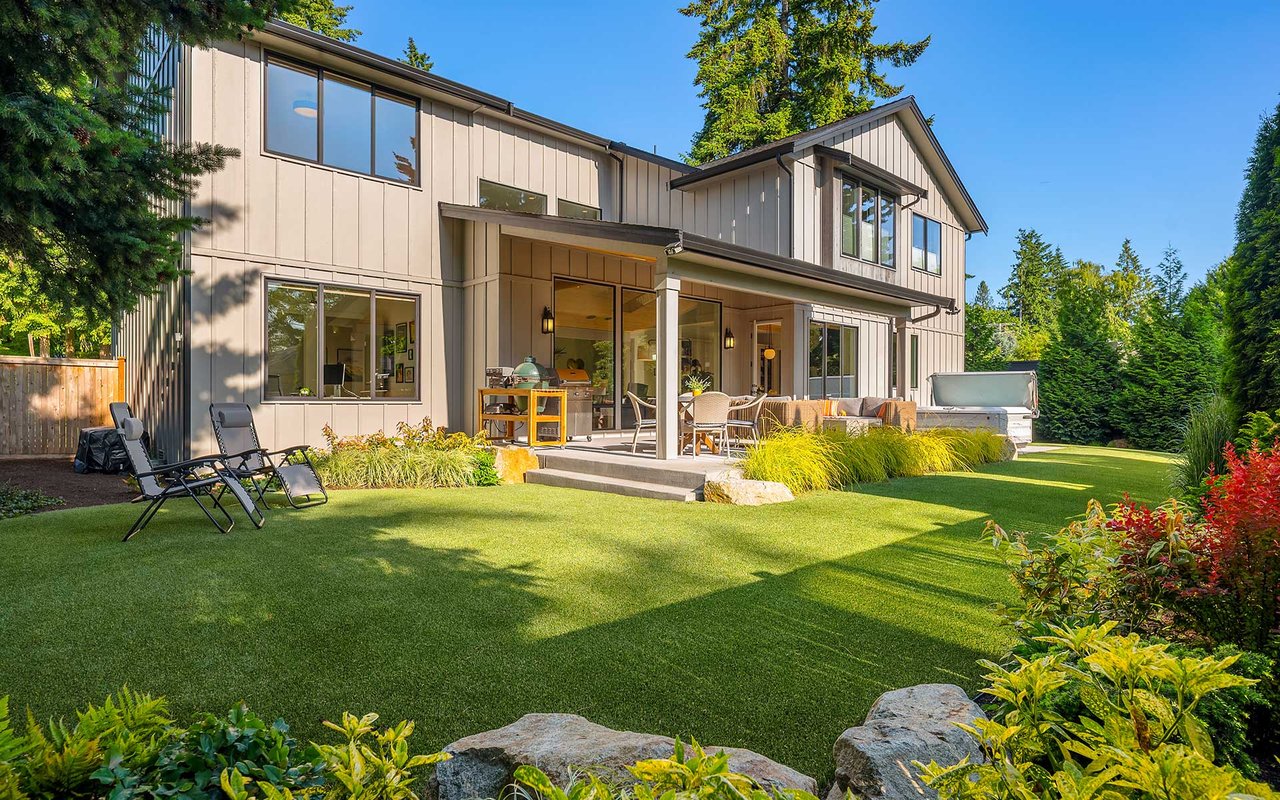 4405 88th Avenue SE, Mercer Island, WA 98040