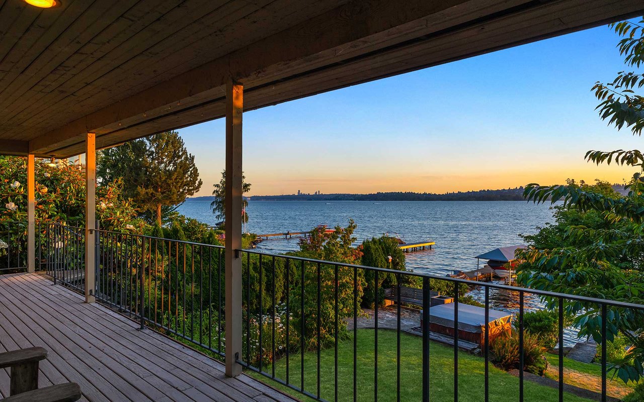1605 10th Street W, Kirkland, WA 98033