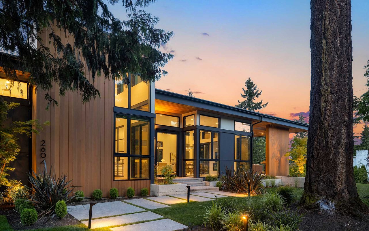 2604 79th Avenue NE, Medina, WA 98039