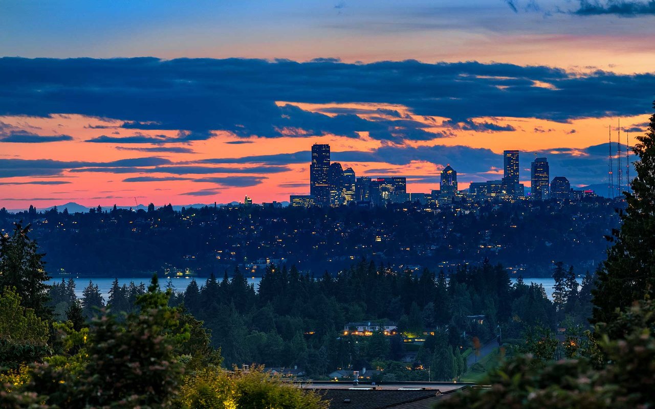 9436 NE 20th Street, Clyde Hill, WA 98004