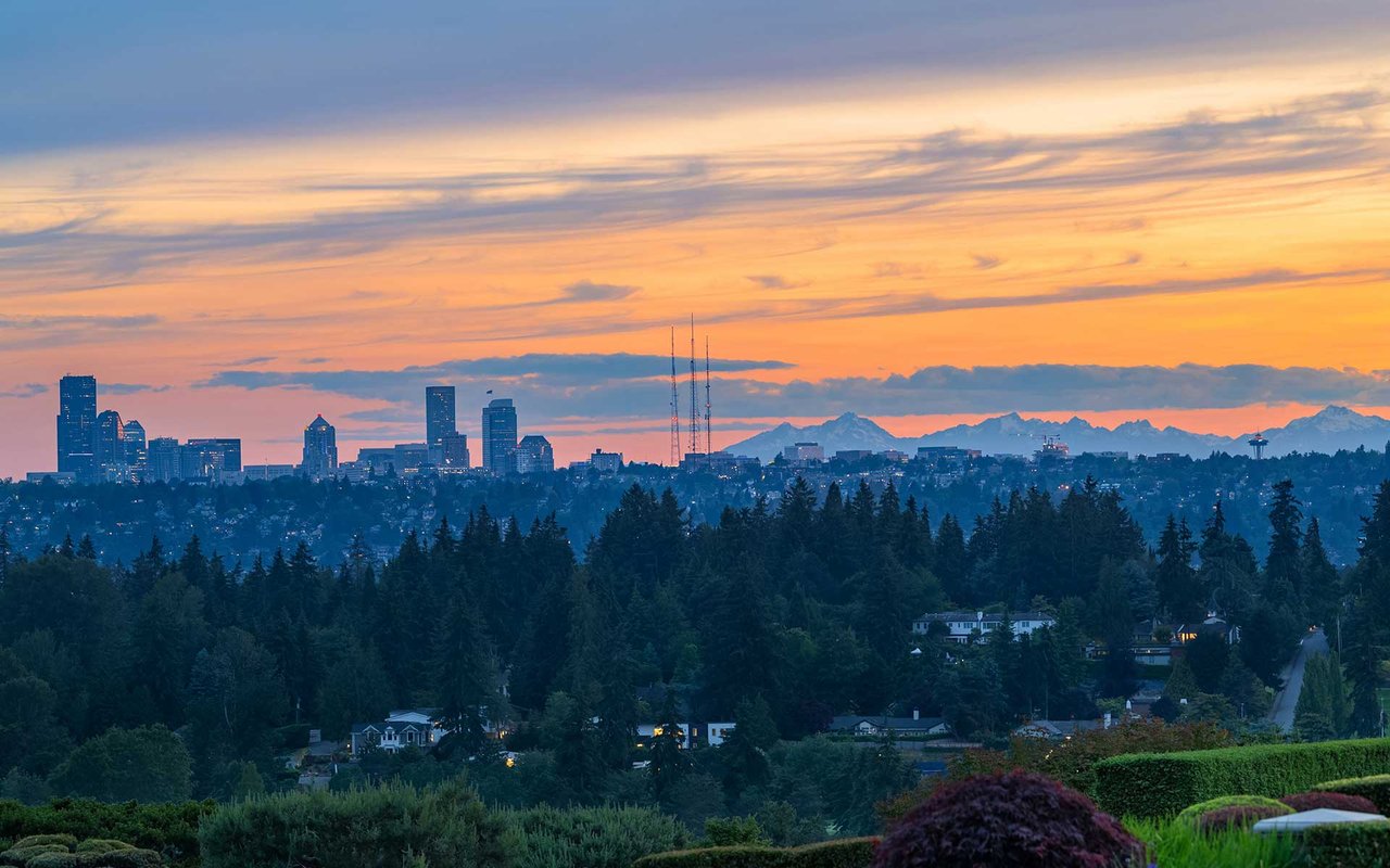 1605 91st Avenue NE, Clyde Hill, WA 98004