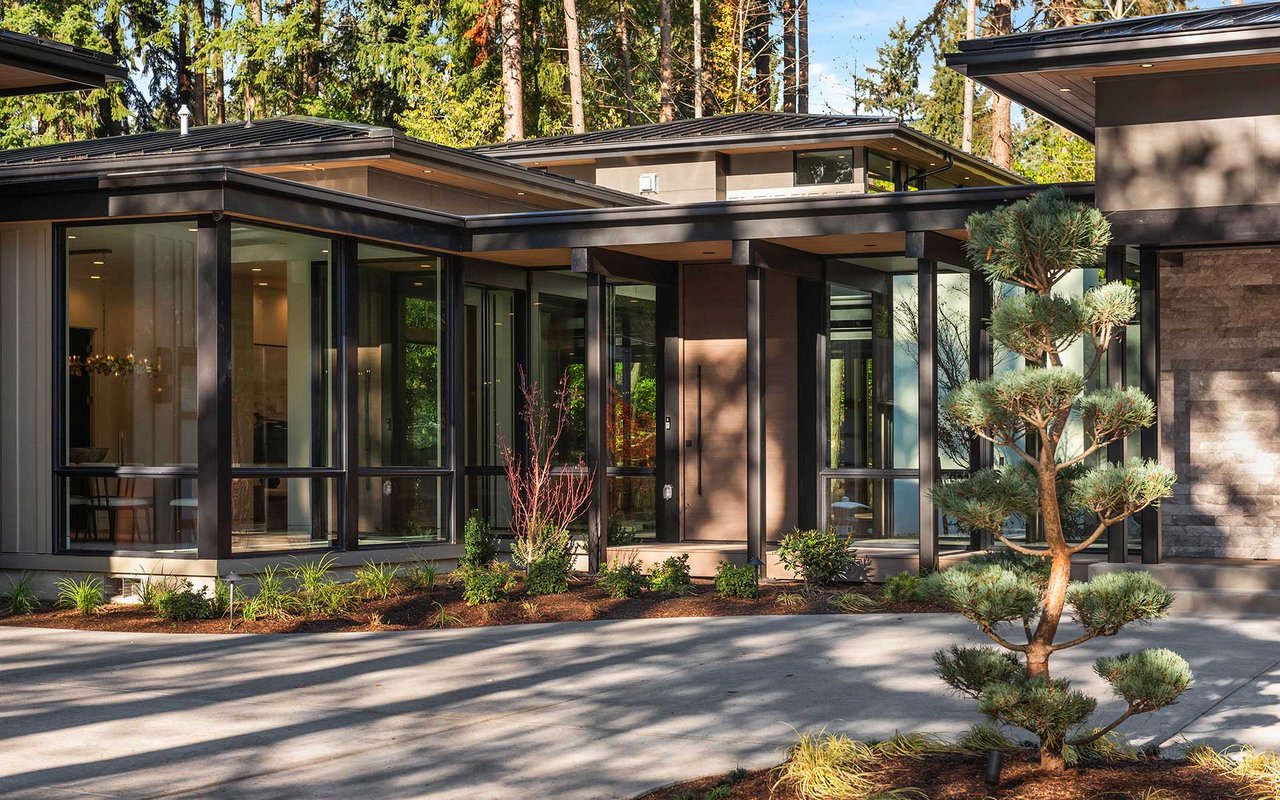 10620 SE 22nd Street, Bellevue, WA 98004