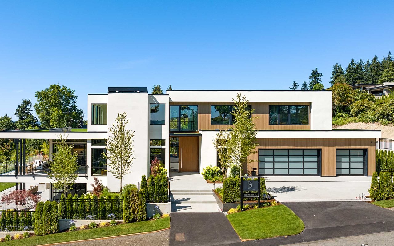 8802 NE 20th Street, Clyde Hill, WA 98004