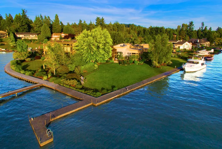 High-end home sales booming as tech execs, foreign buyers shell out millions
