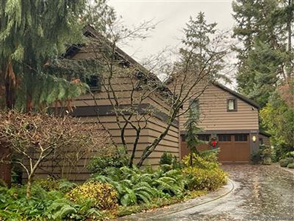 Retired Microsoft engineer sells Hunts Point home for $16 million