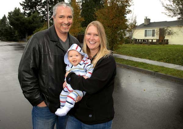 Washington state lenders pull funding for house sales at last minute