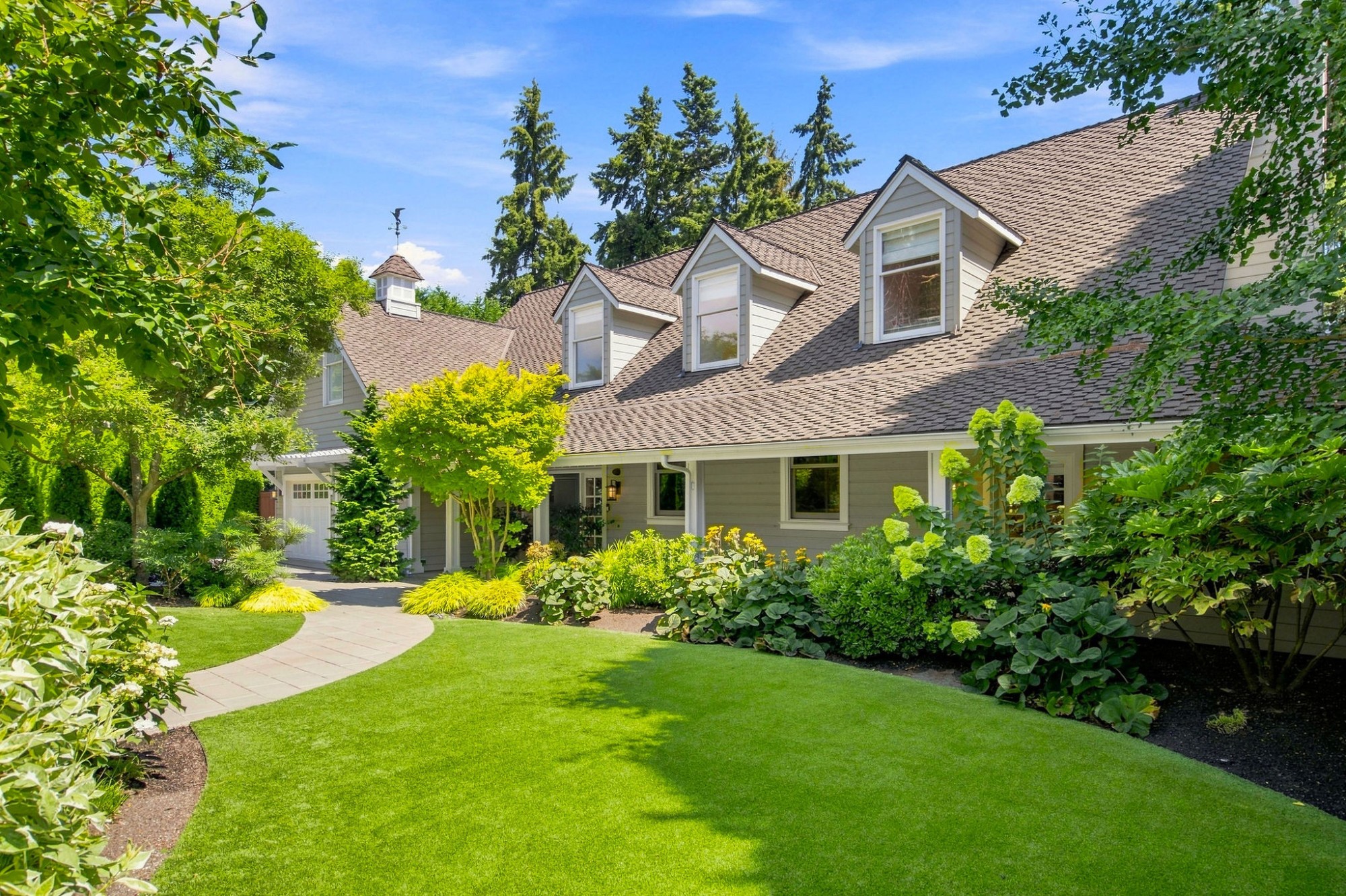 Welcome Home to One of the Best Streets in Medina