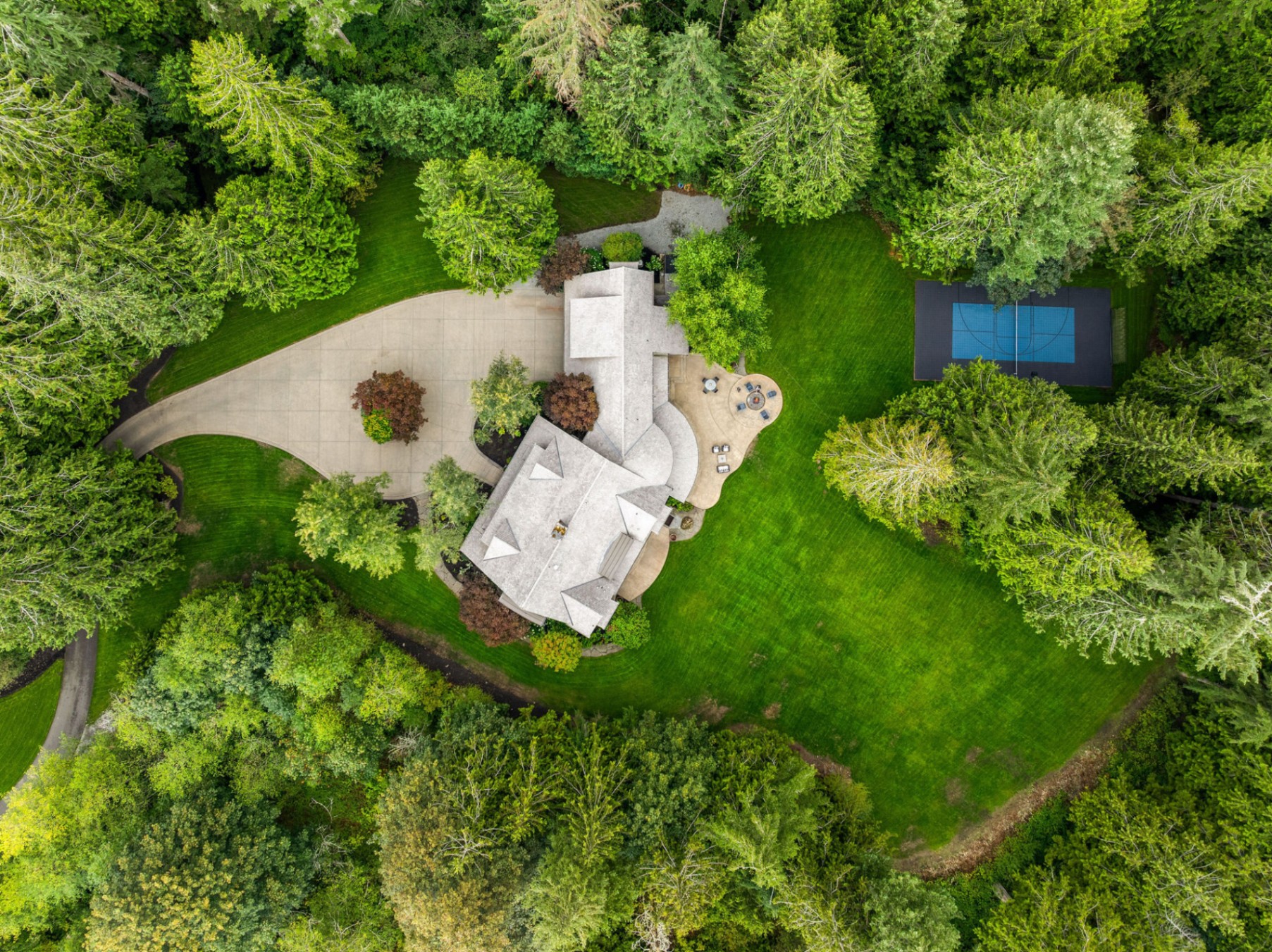 Private 22+ Acre Sanctuary — Custom Estate Living Minutes from Issaquah Highlands