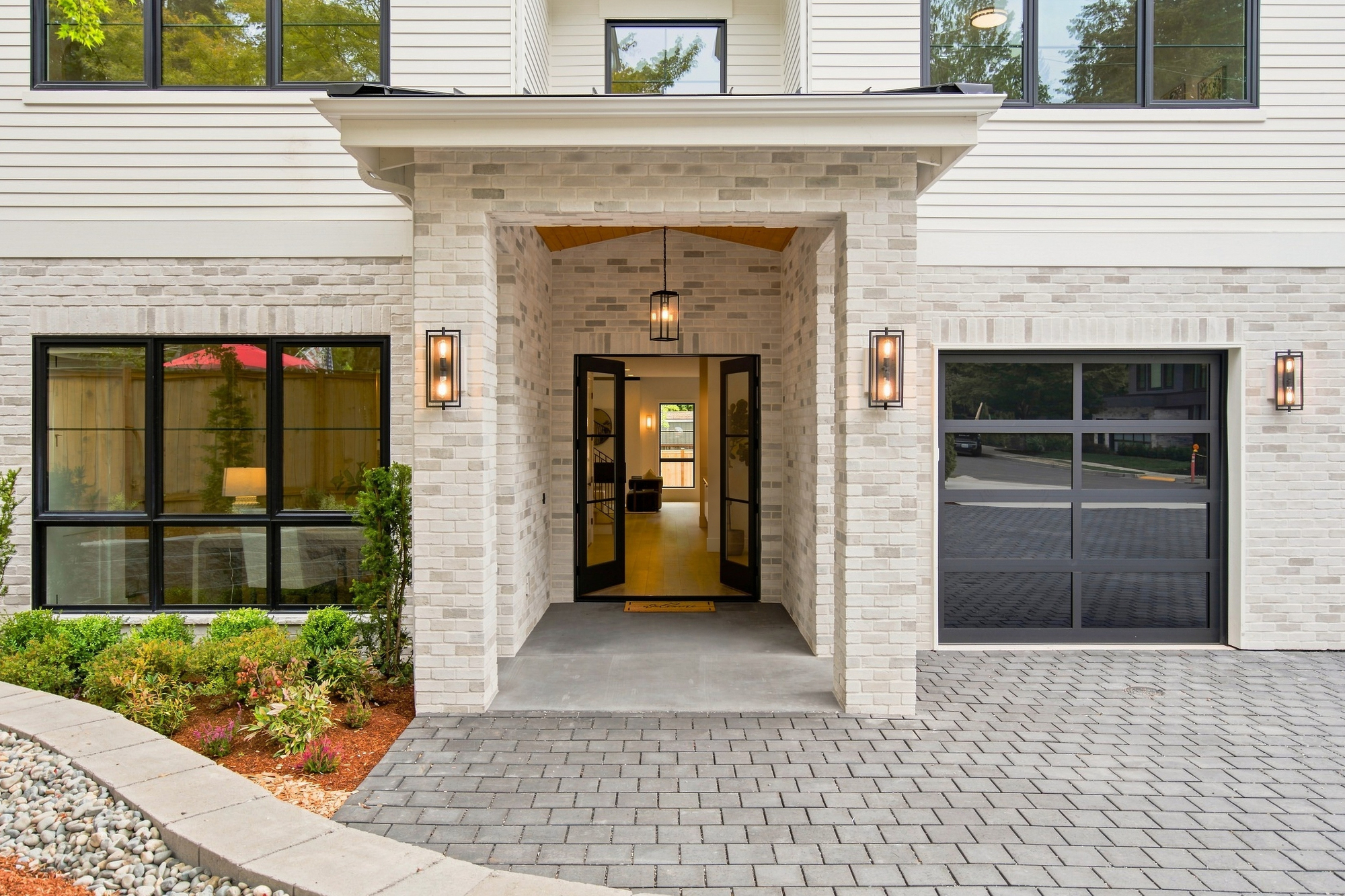 Luxury Comes Home to Bridle Trails.