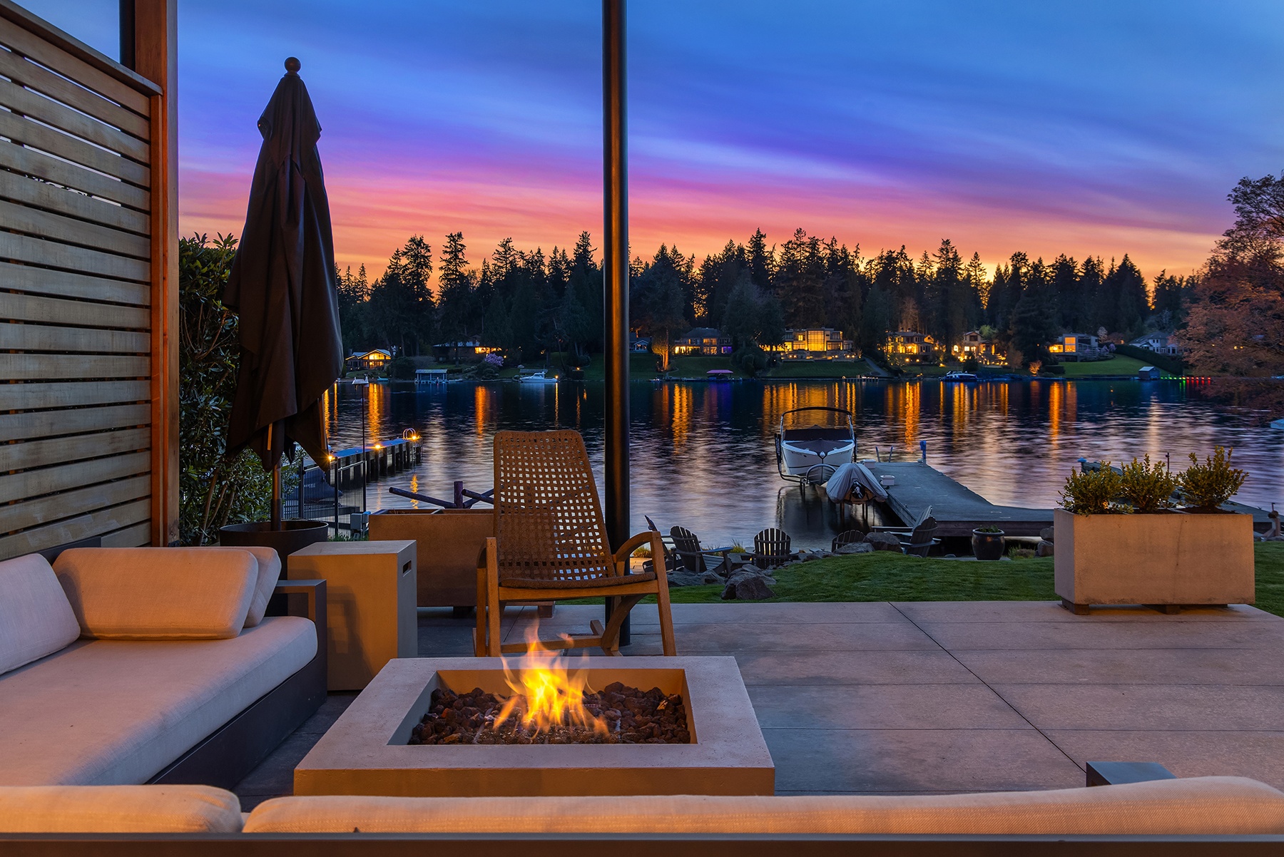 West-Facing Waterfront with Private Yacht Dock