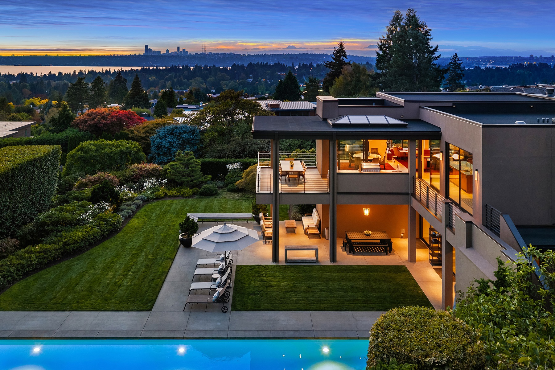 Elevated Clyde Hill Living with 180-degree Panoramic Views