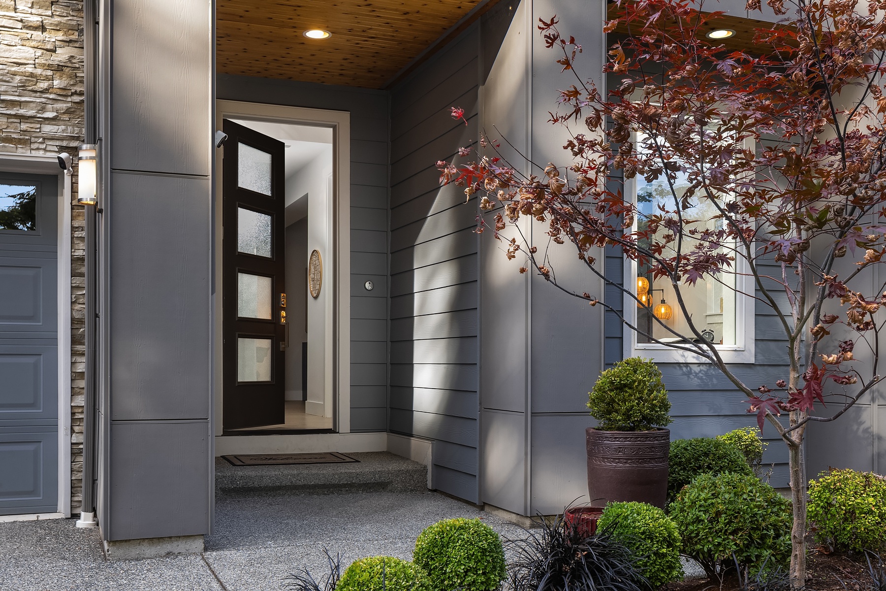Sophisticated Modern Living on Finn Hill with Refined Design & Versatile Spaces