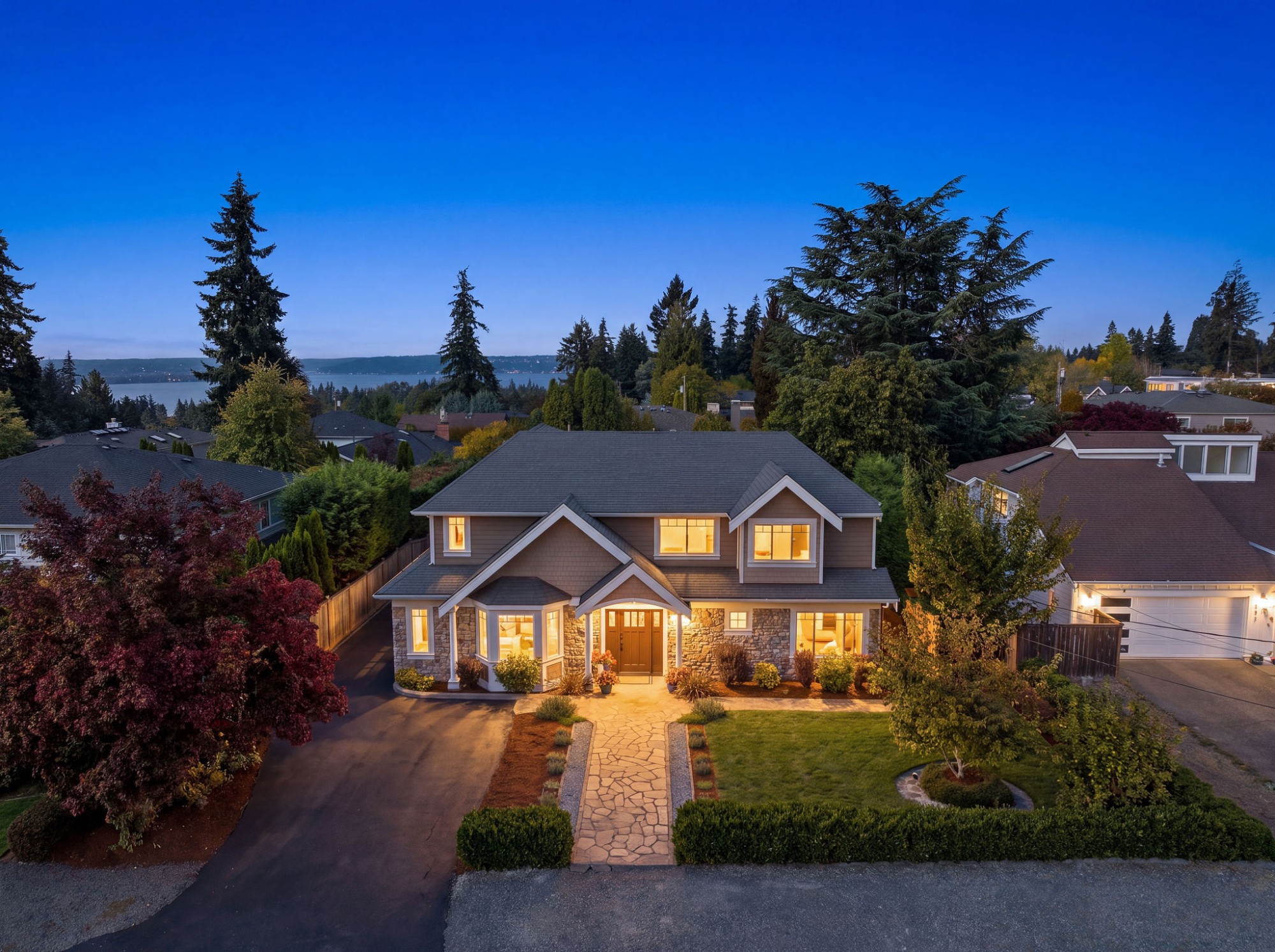 Timeless Elegance with Inviting Indoor-Outdoor Living