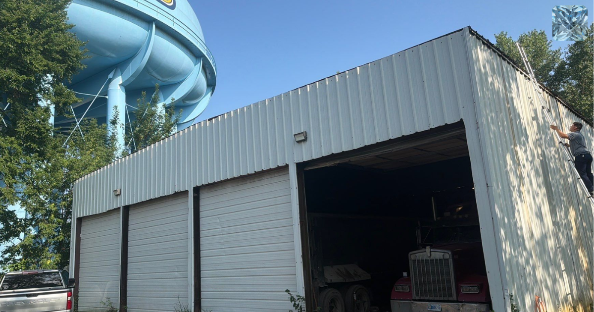 image of roofing contractor at work